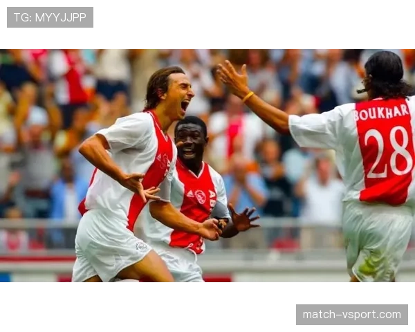 本泽马与伊布的技术风格和进攻角色有何本质差异？