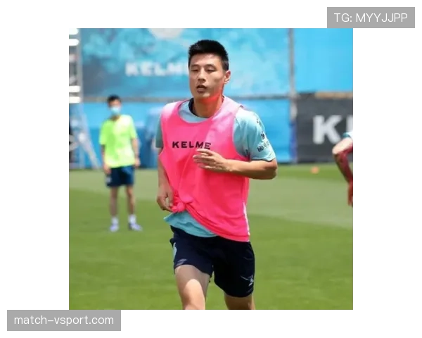 武磊高位逼抢如何破解密集防线并提升国足关键战进攻效率